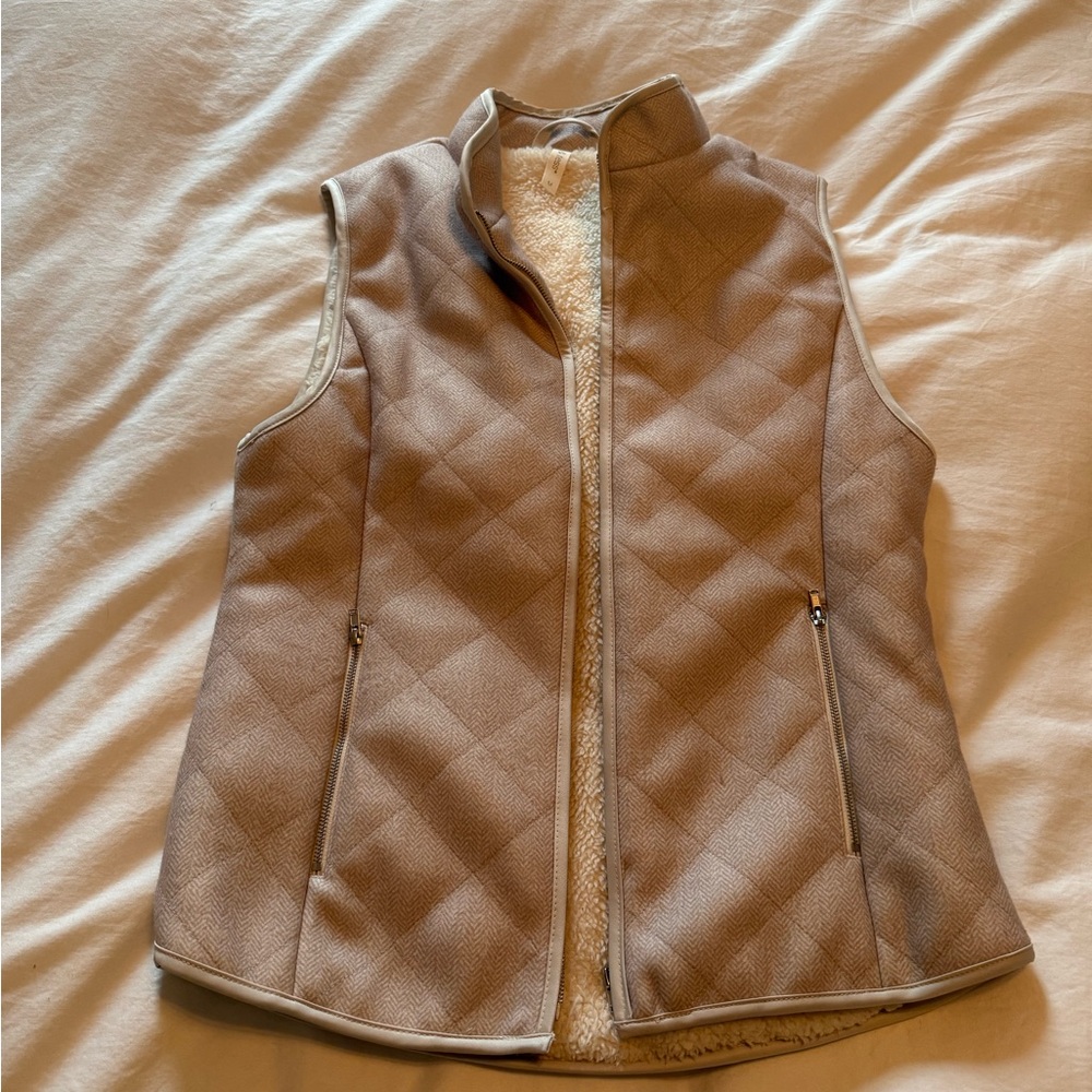 Women's Quilted Tan Vest